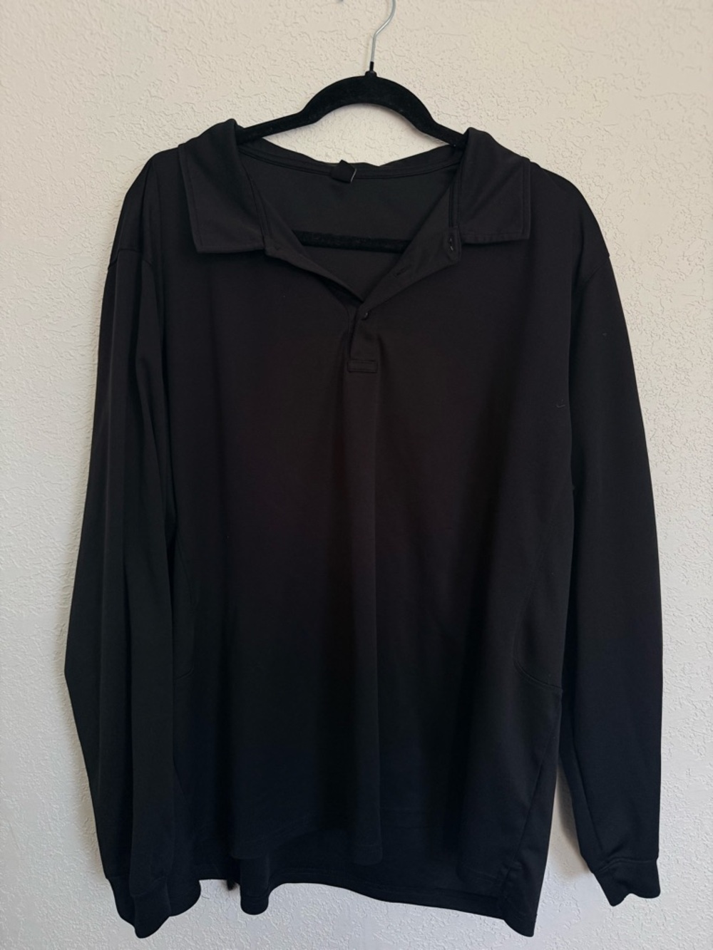 Men's Black Long-Sleeve Polo Shirt